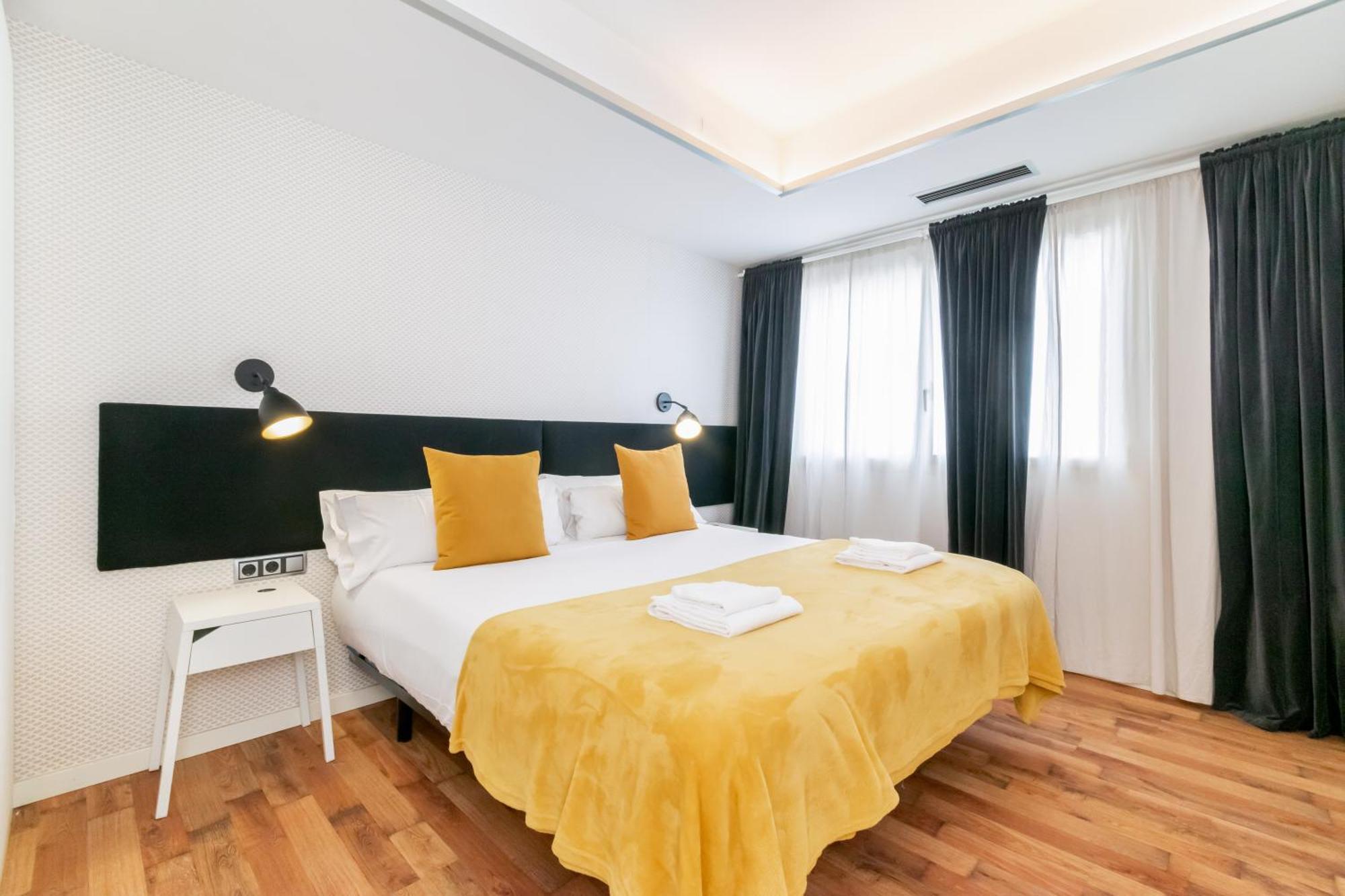 Unique Rentals - Placa Catalunya Central Apartments Barcelona Exterior foto